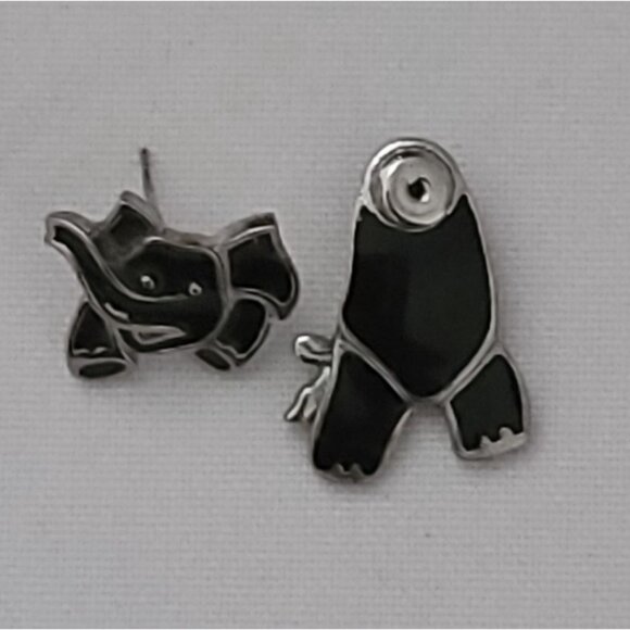 Vtg EDGAR BEREBI Black Enamel & Silver Tone Articulated Elephant Earrings SIGNED - Picture 2 of 3